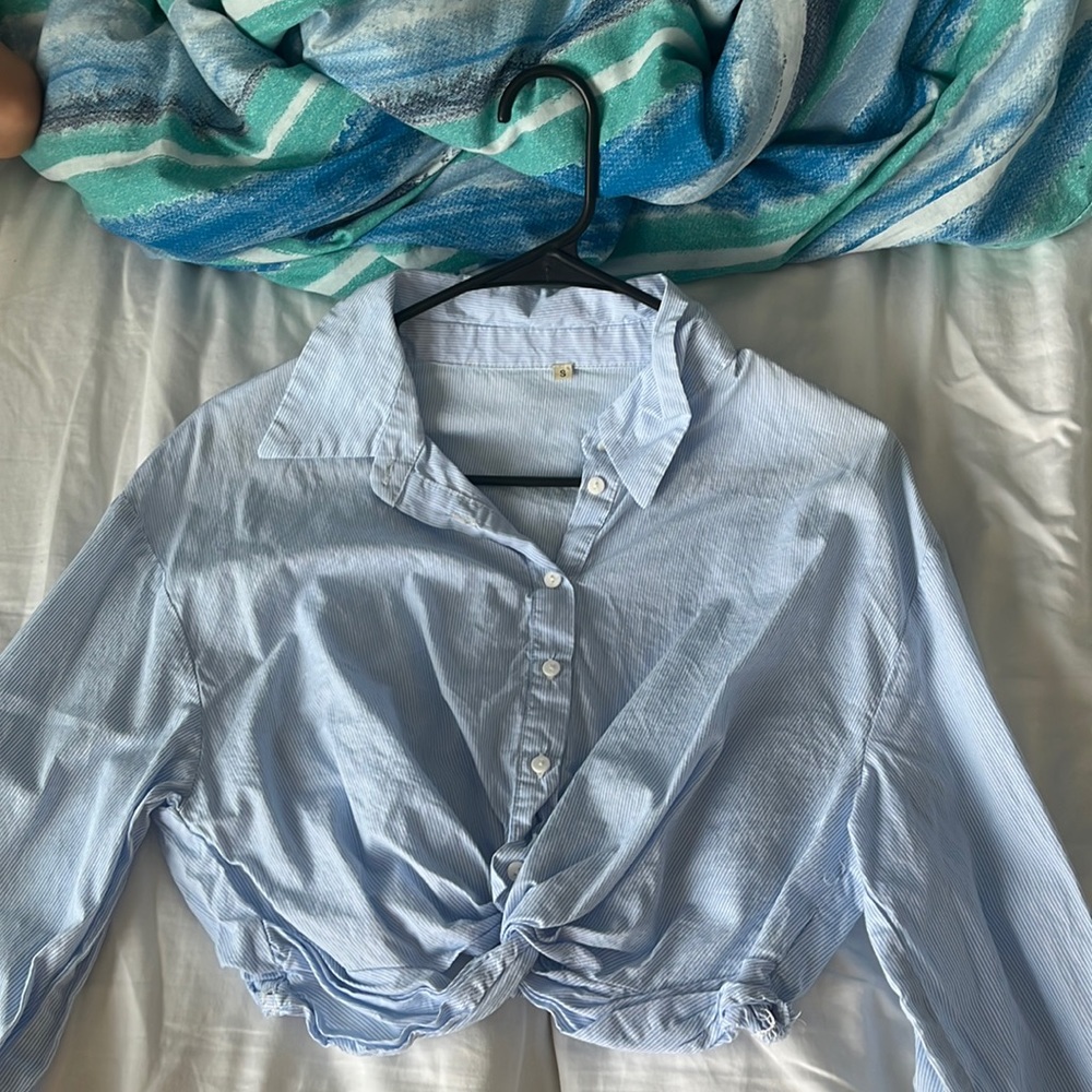 Lightweight front knot long sleeve